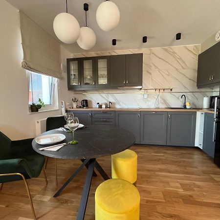 Halo Apartments Wroclaw Bagian luar foto